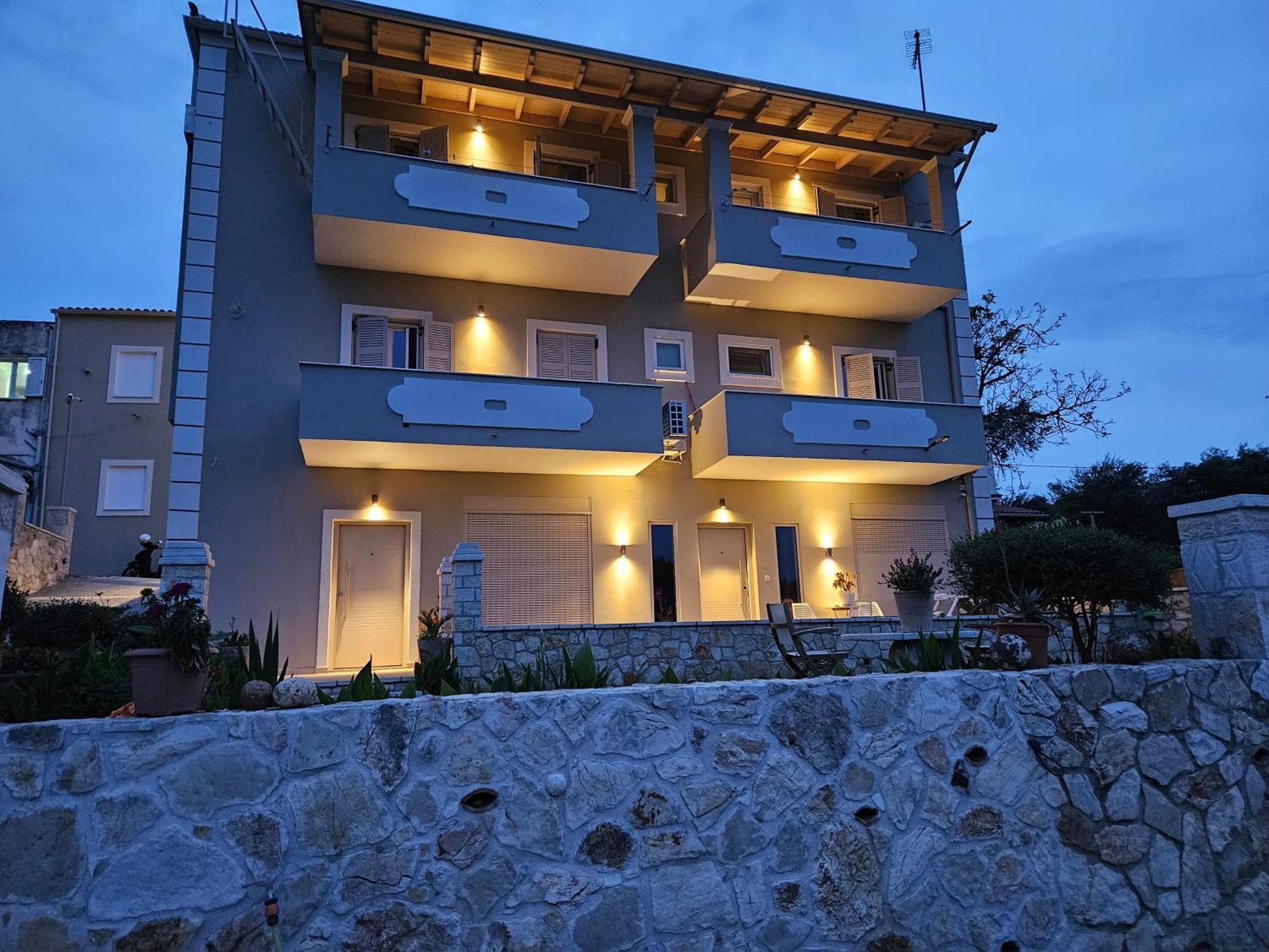 Grey Luxury House Apartment Ypsos Exterior photo