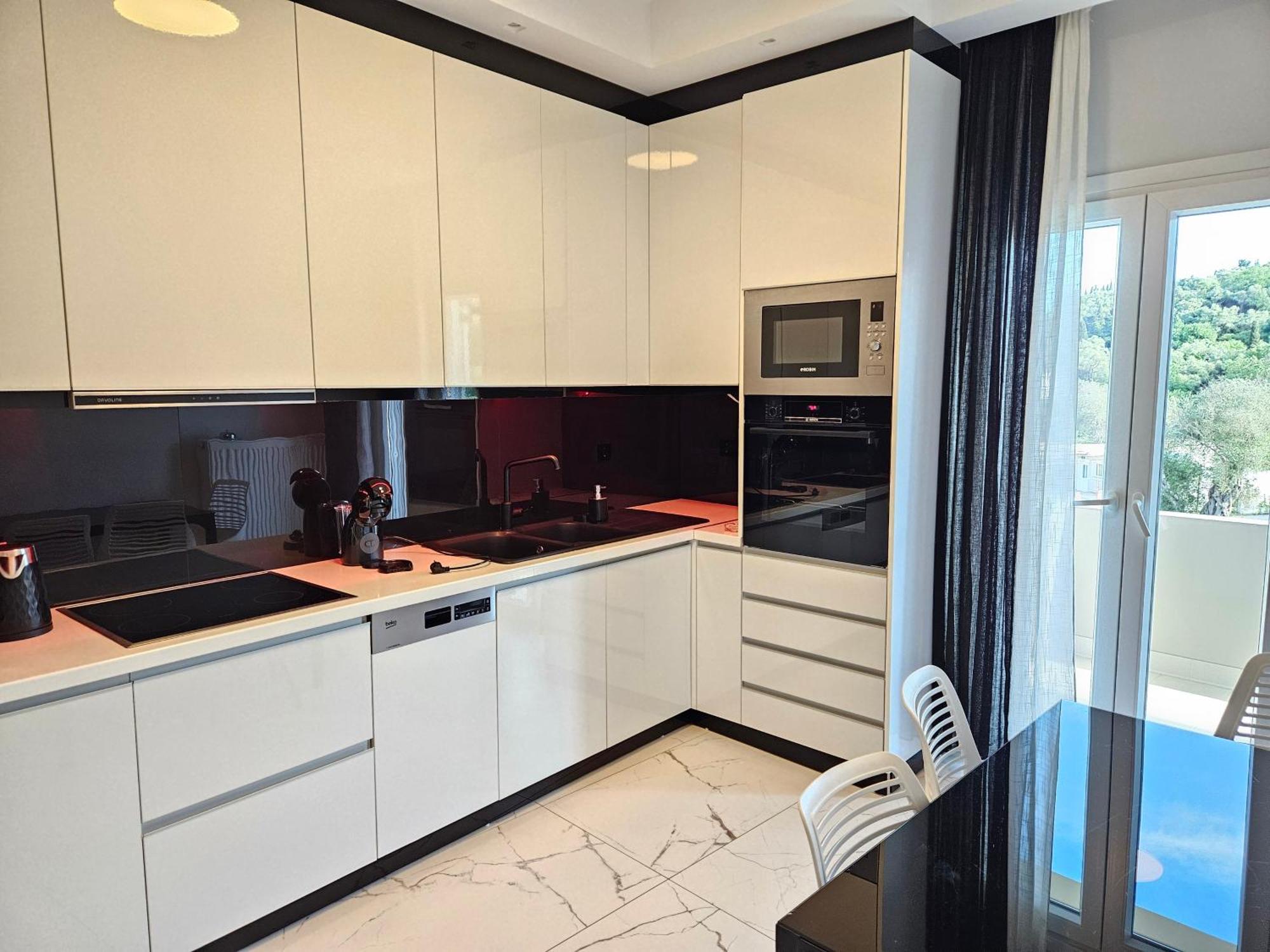 Grey Luxury House Apartment Ypsos Exterior photo