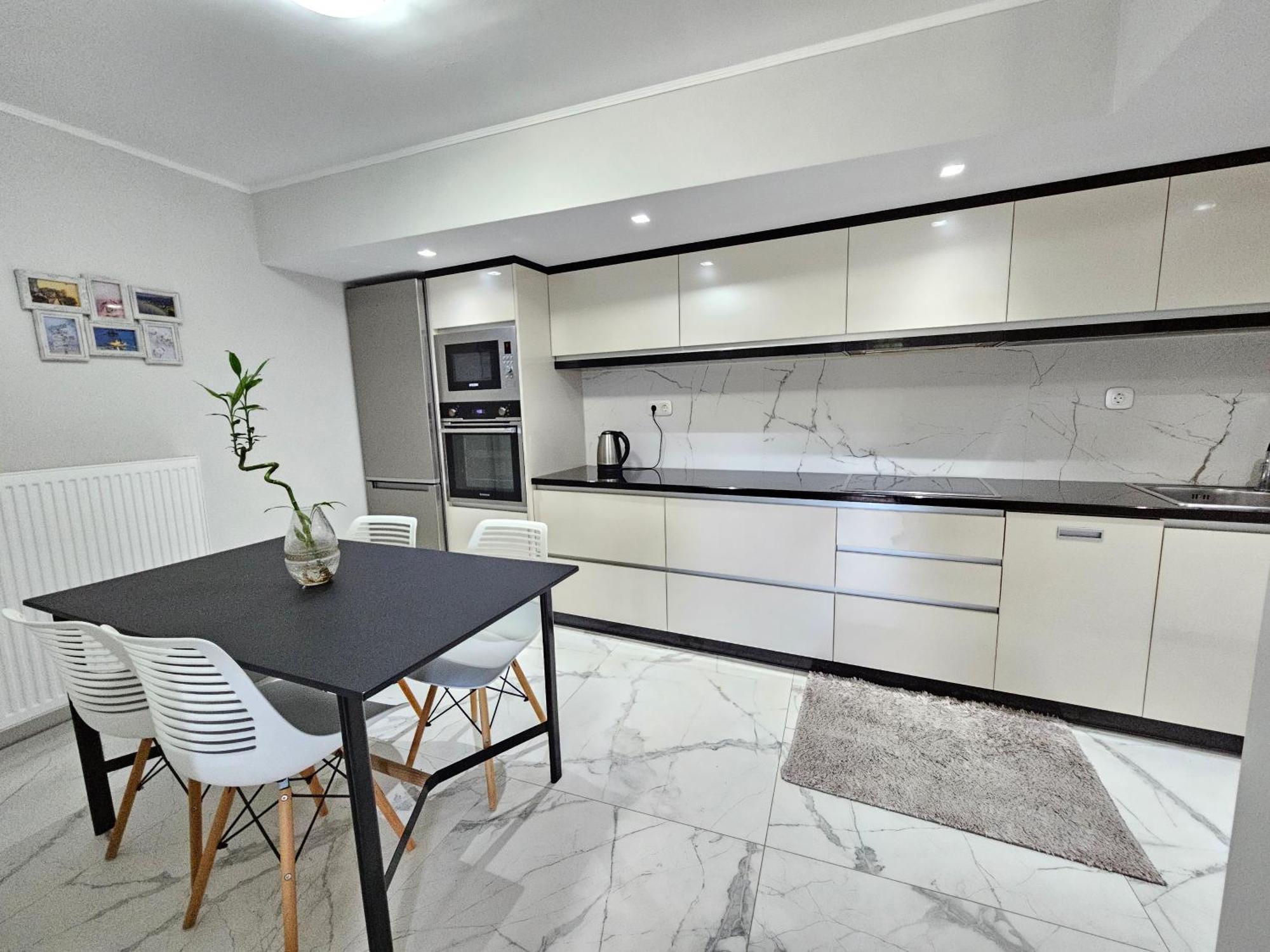 Grey Luxury House Apartment Ypsos Exterior photo
