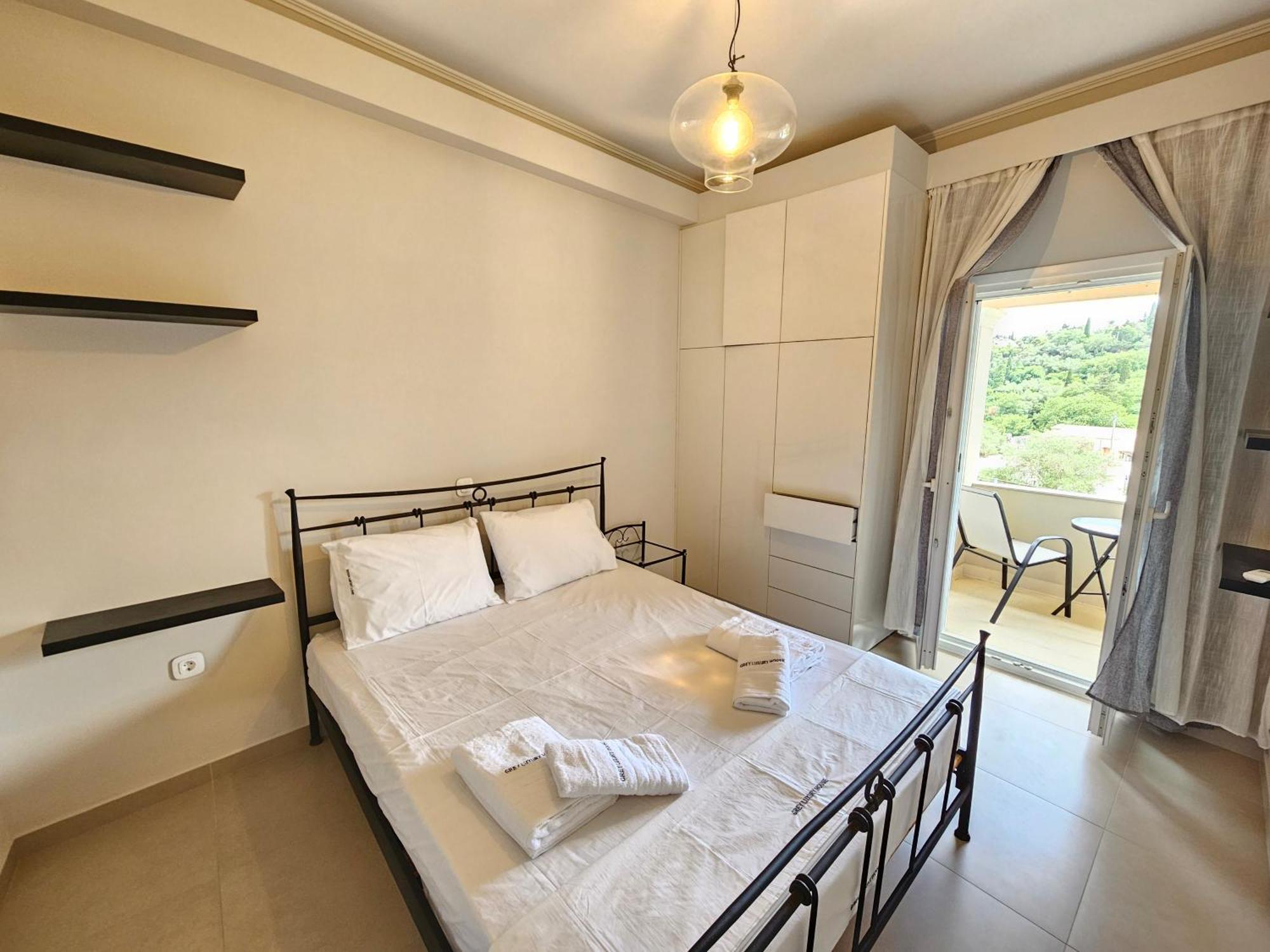 Grey Luxury House Apartment Ypsos Exterior photo