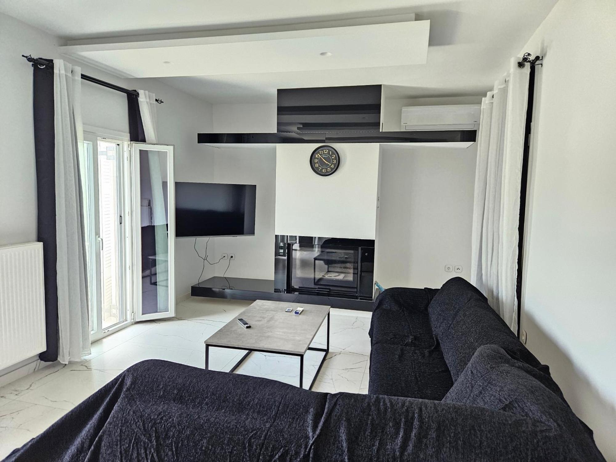 Grey Luxury House Apartment Ypsos Exterior photo