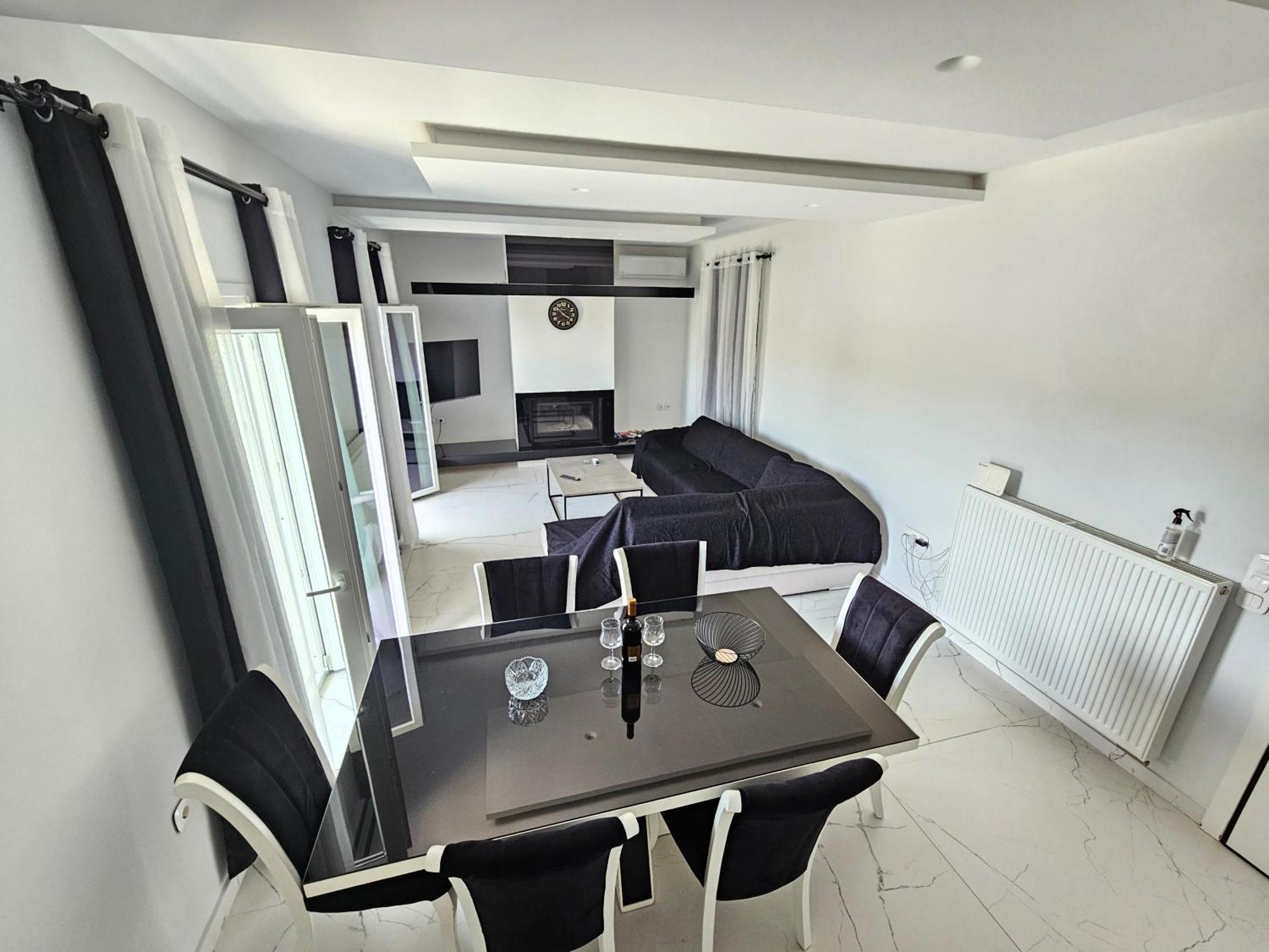 Grey Luxury House Apartment Ypsos Exterior photo